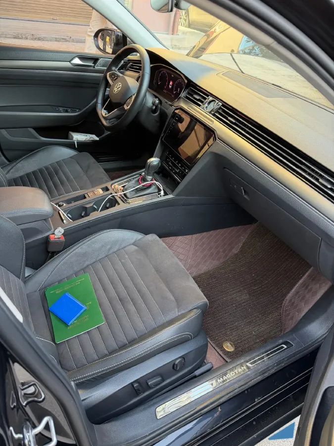 2020 Volkswagen Magotan 2.0T 186HP L4 7DCT,autocango,china used car exporter,china ev exporter,chinese used car exporter,chinese used ev exporter