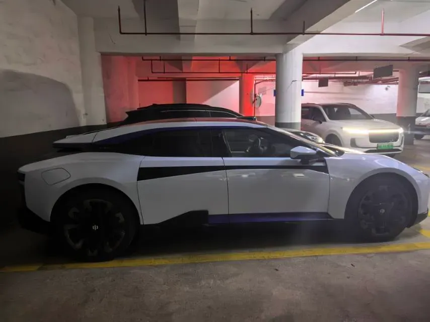 2023 HiPhi Z BEV 120KWH,autocango,china used car exporter,china ev exporter,chinese used car exporter,chinese used ev exporter