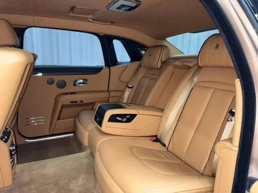 2021 Rolls-Royce Ghost 6.7T 571HP V12 8AT,autocango,china used car exporter,china ev exporter,chinese used car exporter,chinese used ev exporter