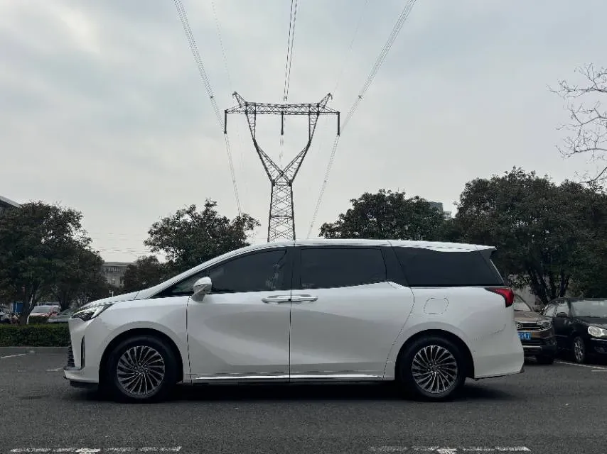 2023 Buick Century 2.0T 237HP L4 9AT,autocango,china used car exporter,china ev exporter,chinese used car exporter,chinese used ev exporter