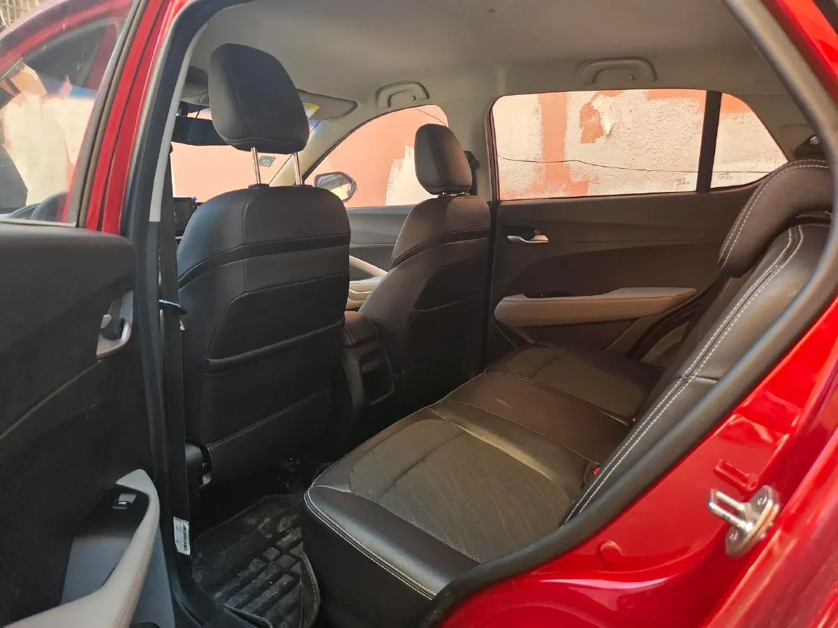 2017 BaoJun 510 1.5L 112HP L4 6MT,autocango,china used car exporter,china ev exporter,chinese used car exporter,chinese used ev exporter