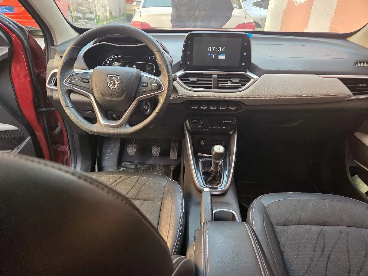 2017 BaoJun 510 1.5L 112HP L4 6MT,autocango,china used car exporter,china ev exporter,chinese used car exporter,chinese used ev exporter