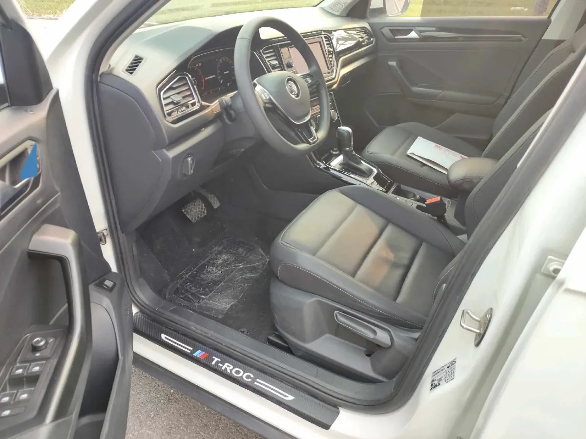 2020 Volkswagen T-Roc 1.4T 150HP L4 7DCT,autocango,china used car exporter,china ev exporter,chinese used car exporter,chinese used ev exporter