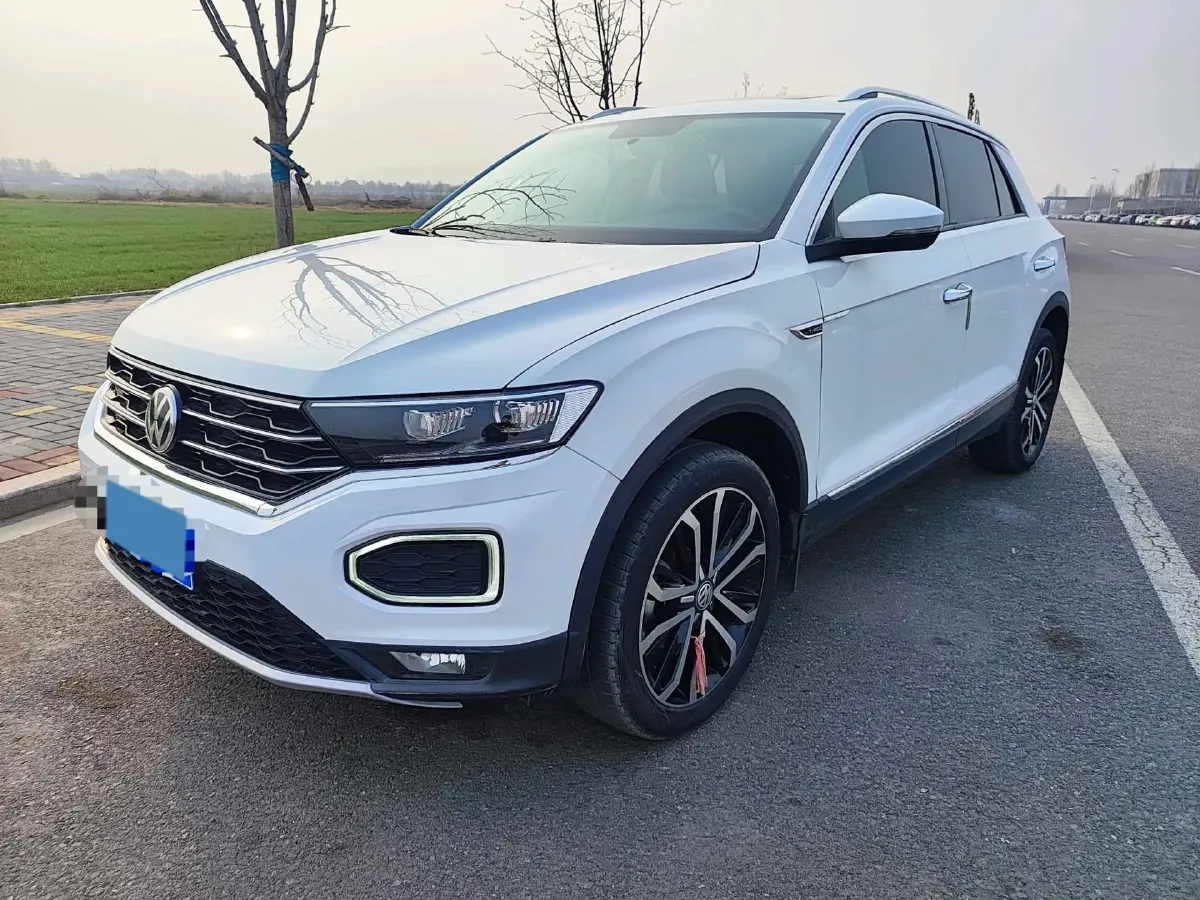 2020 Volkswagen T-Roc 1.4T 150HP L4 7DCT,autocango,china used car exporter,china ev exporter,chinese used car exporter,chinese used ev exporter
