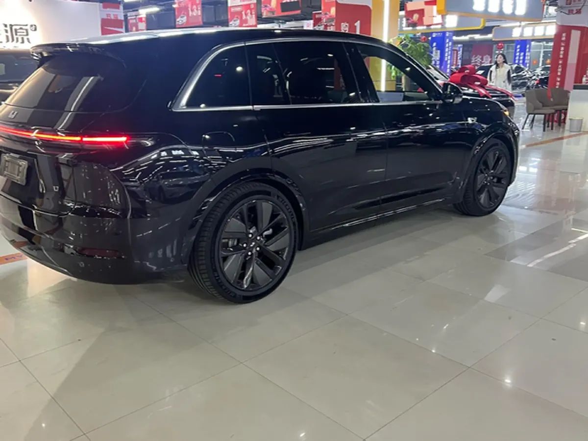2024 Li L8 Range Extended 154HP REEV 42.8KWH,autocango,china used car exporter,china ev exporter,chinese used car exporter,chinese used ev exporter