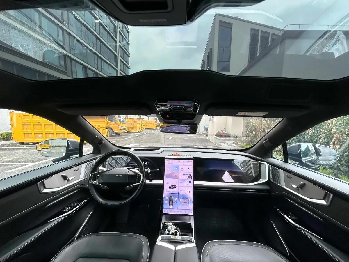 2023 HiPhi Y BEV 76.6KWH,autocango,china used car exporter,china ev exporter,chinese used car exporter,chinese used ev exporter