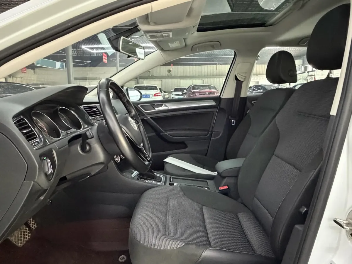 2019 Brilliance Auto V7 1.8T 231HP L4 7DCT,autocango,china used car exporter,china ev exporter,chinese used car exporter,chinese used ev exporter