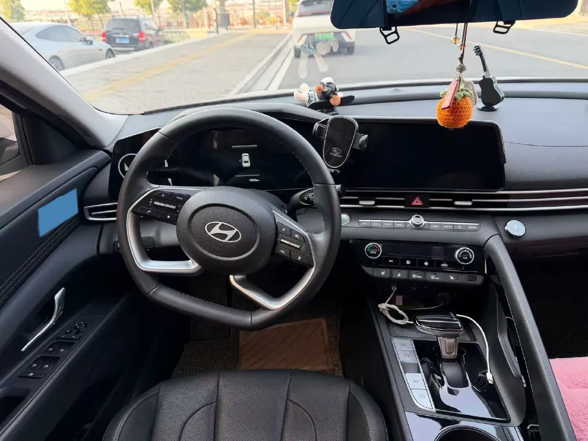 2022 Hyundai Elantra 1.5L 115HP L4 CVT,autocango,china used car exporter,china ev exporter,chinese used car exporter,chinese used ev exporter