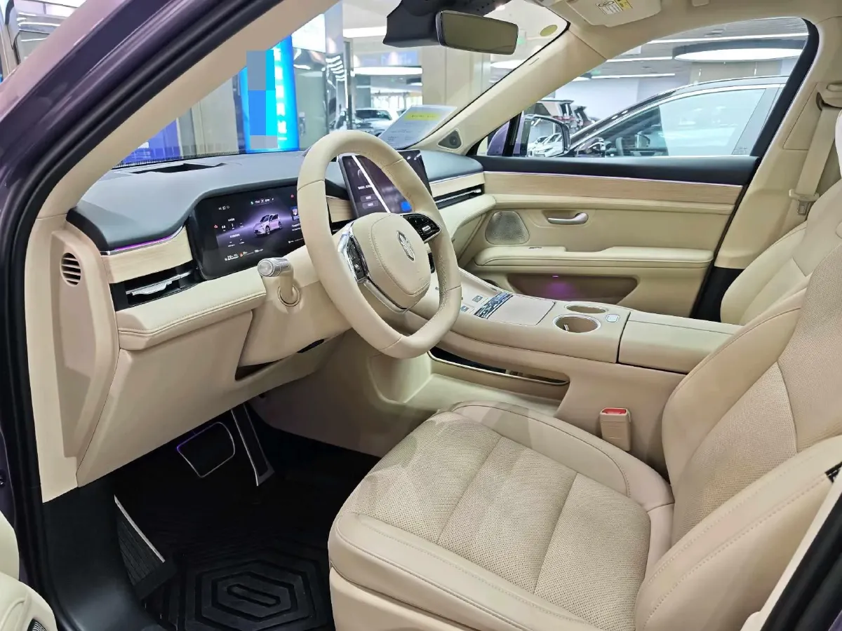 2025 AITO AITO M5 1.5T 152HP L4 REEV 42KWH,autocango,china used car exporter,china ev exporter,chinese used car exporter,chinese used ev exporter