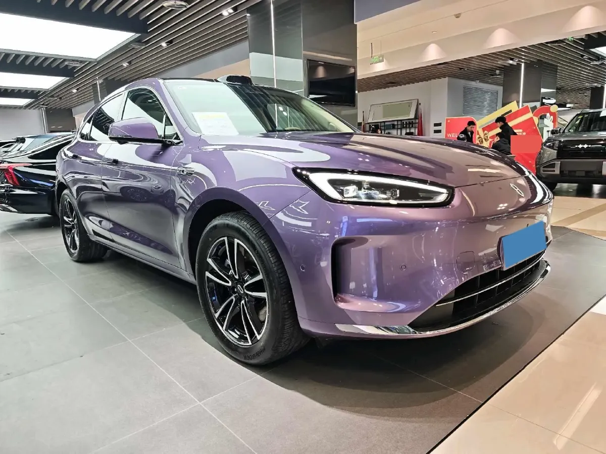 2025 AITO AITO M5 1.5T 152HP L4 REEV 42KWH,autocango,china used car exporter,china ev exporter,chinese used car exporter,chinese used ev exporter