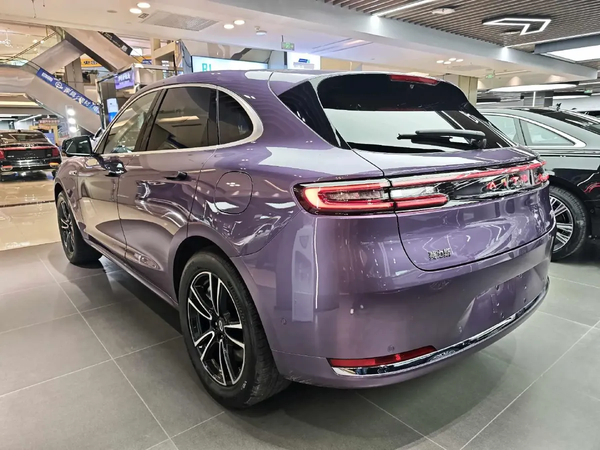 2025 AITO AITO M5 1.5T 152HP L4 REEV 42KWH,autocango,china used car exporter,china ev exporter,chinese used car exporter,chinese used ev exporter