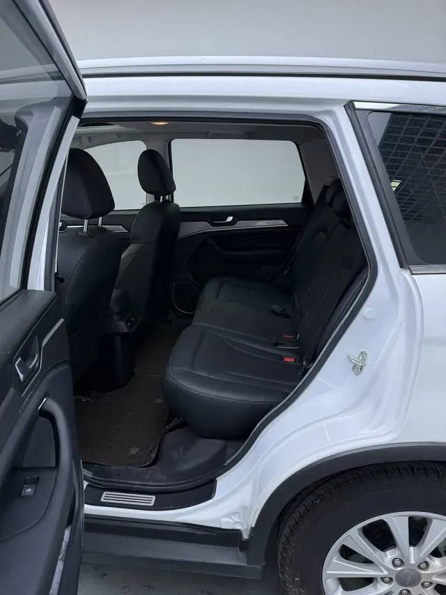 2017 Haval H6 1.5T 150HP L4 6MT,autocango,china used car exporter,china ev exporter,chinese used car exporter,chinese used ev exporter