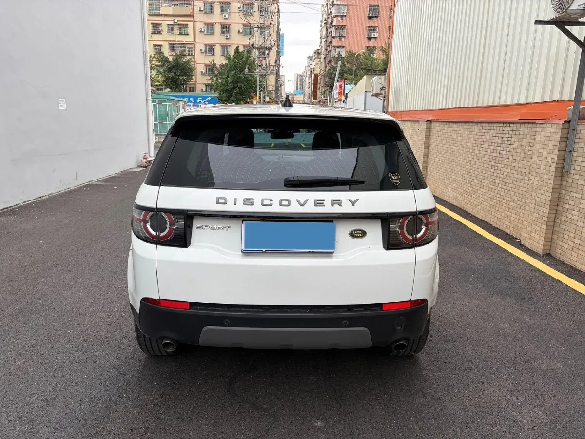 2018 Land Rover Discovery Sport 2.0T 241HP L4 9AT,autocango,china used car exporter,china ev exporter,chinese used car exporter,chinese used ev exporter