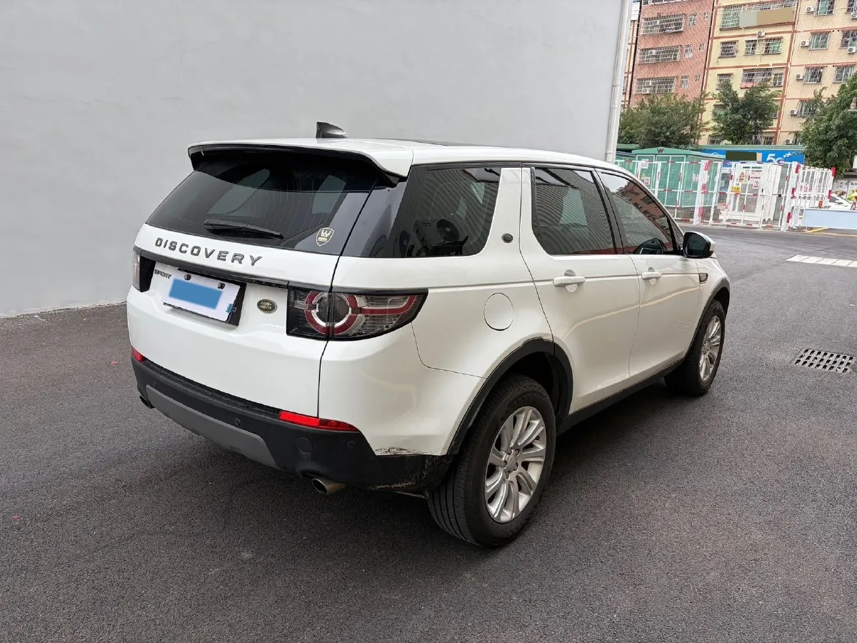 2018 Land Rover Discovery Sport 2.0T 241HP L4 9AT,autocango,china used car exporter,china ev exporter,chinese used car exporter,chinese used ev exporter