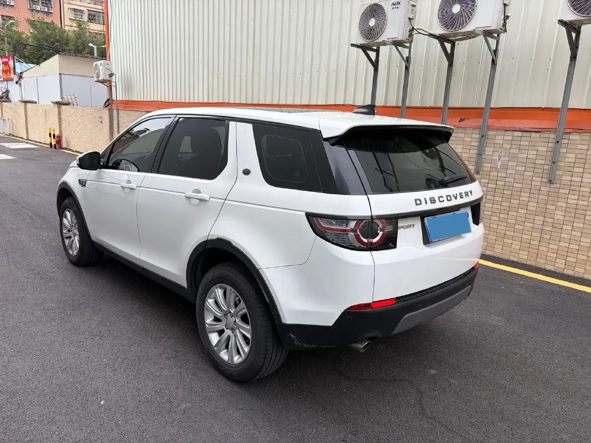 2018 Land Rover Discovery Sport 2.0T 241HP L4 9AT,autocango,china used car exporter,china ev exporter,chinese used car exporter,chinese used ev exporter