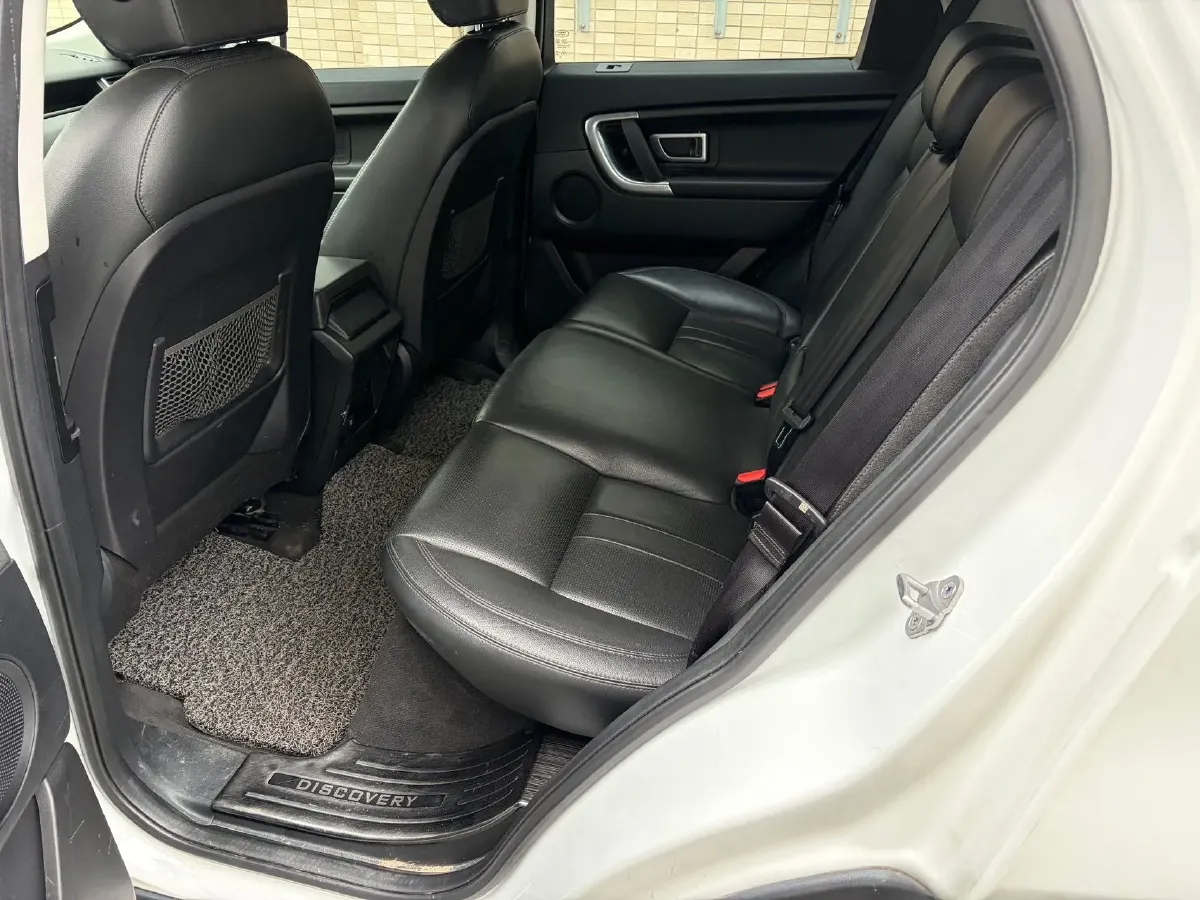 2018 Land Rover Discovery Sport 2.0T 241HP L4 9AT,autocango,china used car exporter,china ev exporter,chinese used car exporter,chinese used ev exporter