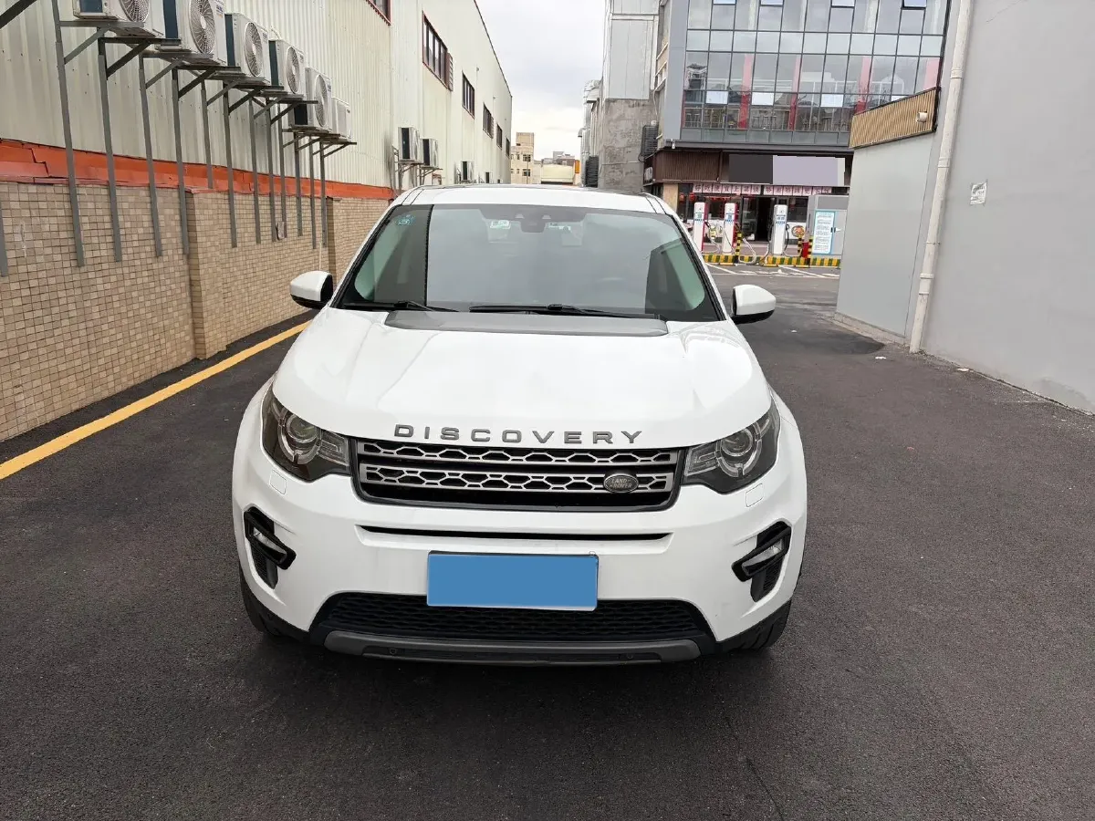 2018 Land Rover Discovery Sport 2.0T 241HP L4 9AT,autocango,china used car exporter,china ev exporter,chinese used car exporter,chinese used ev exporter