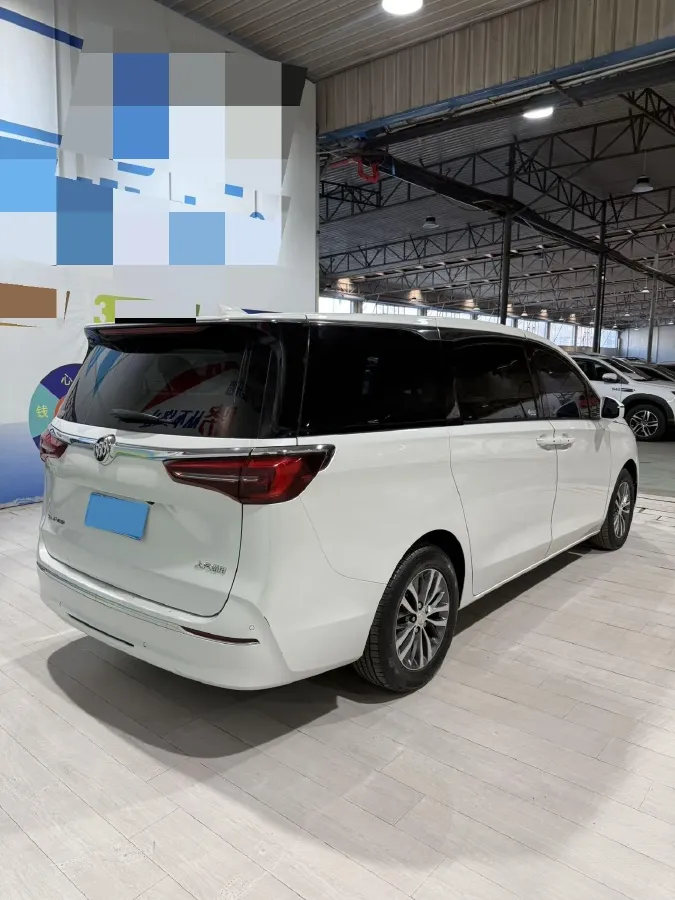 2021 Buick GL8 2.0T 237HP L4 9AT,autocango,china used car exporter,china ev exporter,chinese used car exporter,chinese used ev exporter