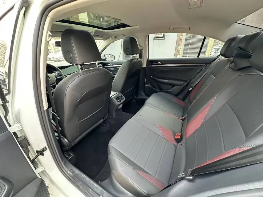 2021 Volkswagen Bora 1.5L 113HP L4 6AT,autocango,china used car exporter,china ev exporter,chinese used car exporter,chinese used ev exporter