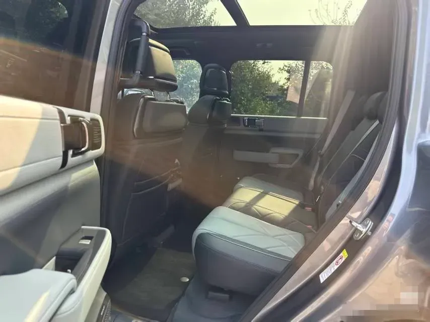 2023 FangChengBao Bao 5 1.5T 194HP L4 E-CVT PHEV 31.8KWH,autocango,china used car exporter,china ev exporter,chinese used car exporter,chinese used ev exporter