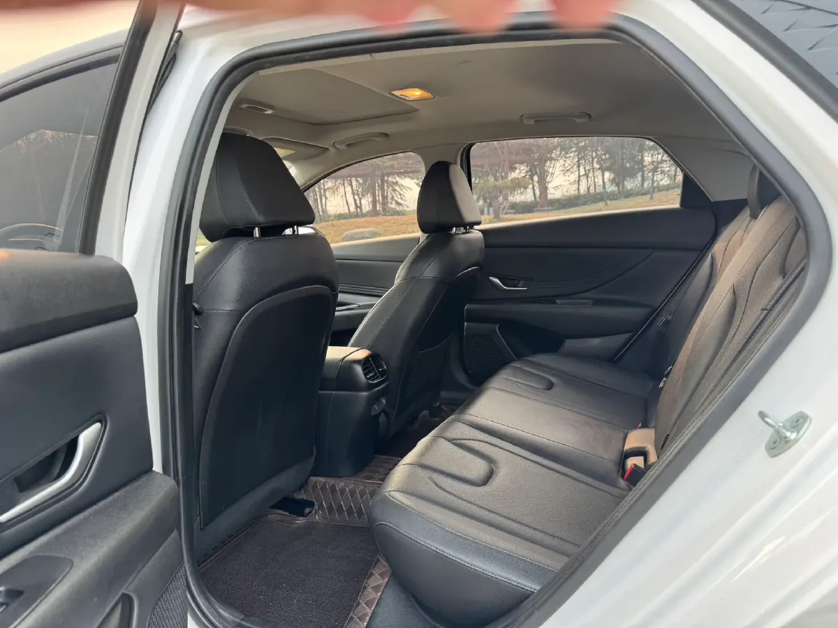 2023 Hyundai Elantra 1.5L 115HP L4 CVT,autocango,china used car exporter,china ev exporter,chinese used car exporter,chinese used ev exporter