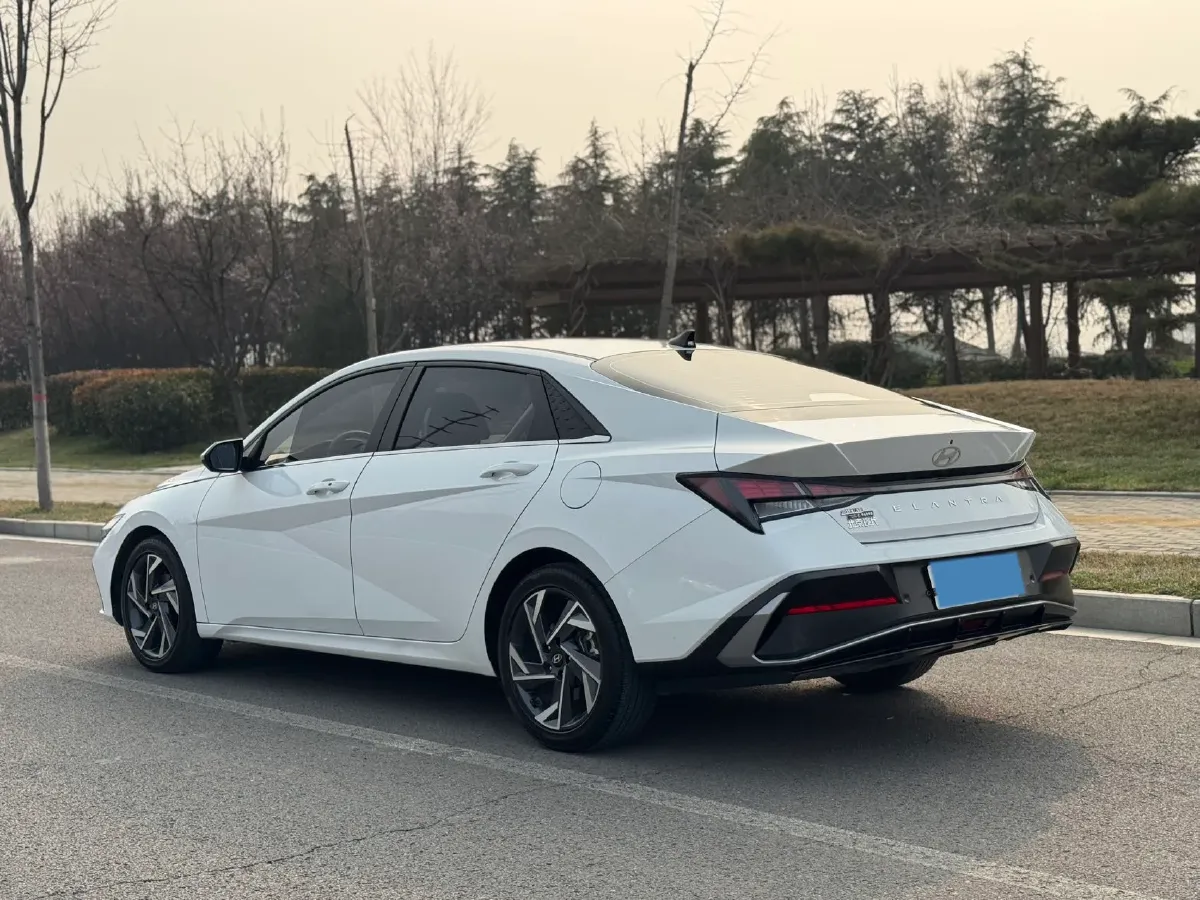2023 Hyundai Elantra 1.5L 115HP L4 CVT,autocango,china used car exporter,china ev exporter,chinese used car exporter,chinese used ev exporter