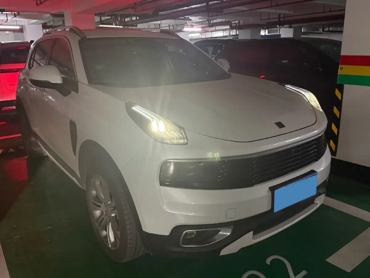 2019 LYNK&CO 01 2.0T 190HP L4 6AT,autocango,china used car exporter,china ev exporter,chinese used car exporter,chinese used ev exporter
