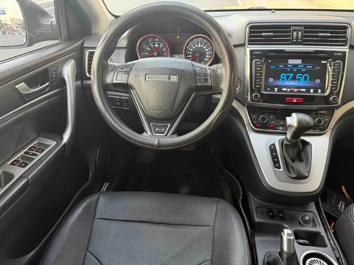 2018 Haval M6 1.5T 150HP L4 7DCT,autocango,china used car exporter,china ev exporter,chinese used car exporter,chinese used ev exporter