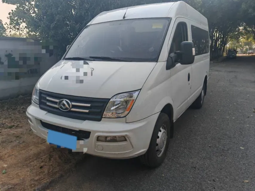 2021 MAXUS XinTu V80 2.0T 127HP L4 6MT,autocango,china used car exporter,china ev exporter,chinese used car exporter,chinese used ev exporter