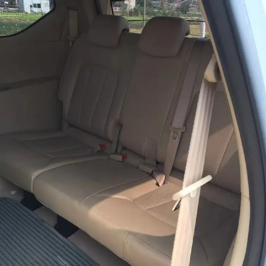 2016 BaoJun 730 1.5L 112HP L4 5MT,autocango,china used car exporter,china ev exporter,chinese used car exporter,chinese used ev exporter