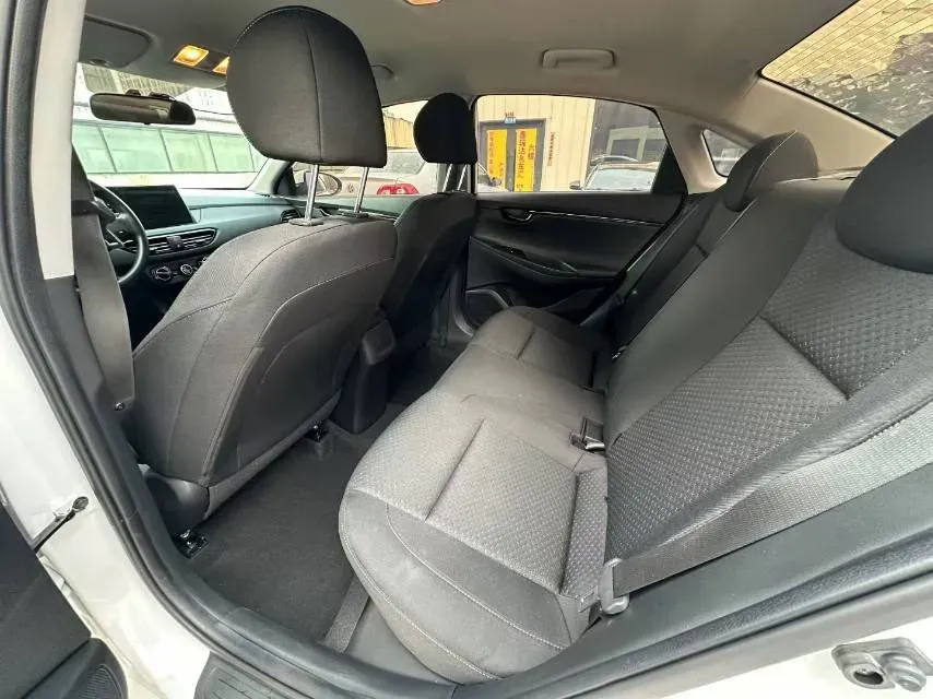 2020 Hyundai Celesta 1.6L 123HP L4 6AT,autocango,china used car exporter,china ev exporter,chinese used car exporter,chinese used ev exporter