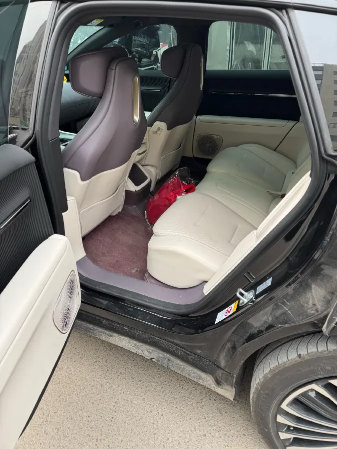 2025 Avatr 12 BEV 94.53KWH,autocango,china used car exporter,china ev exporter,chinese used car exporter,chinese used ev exporter