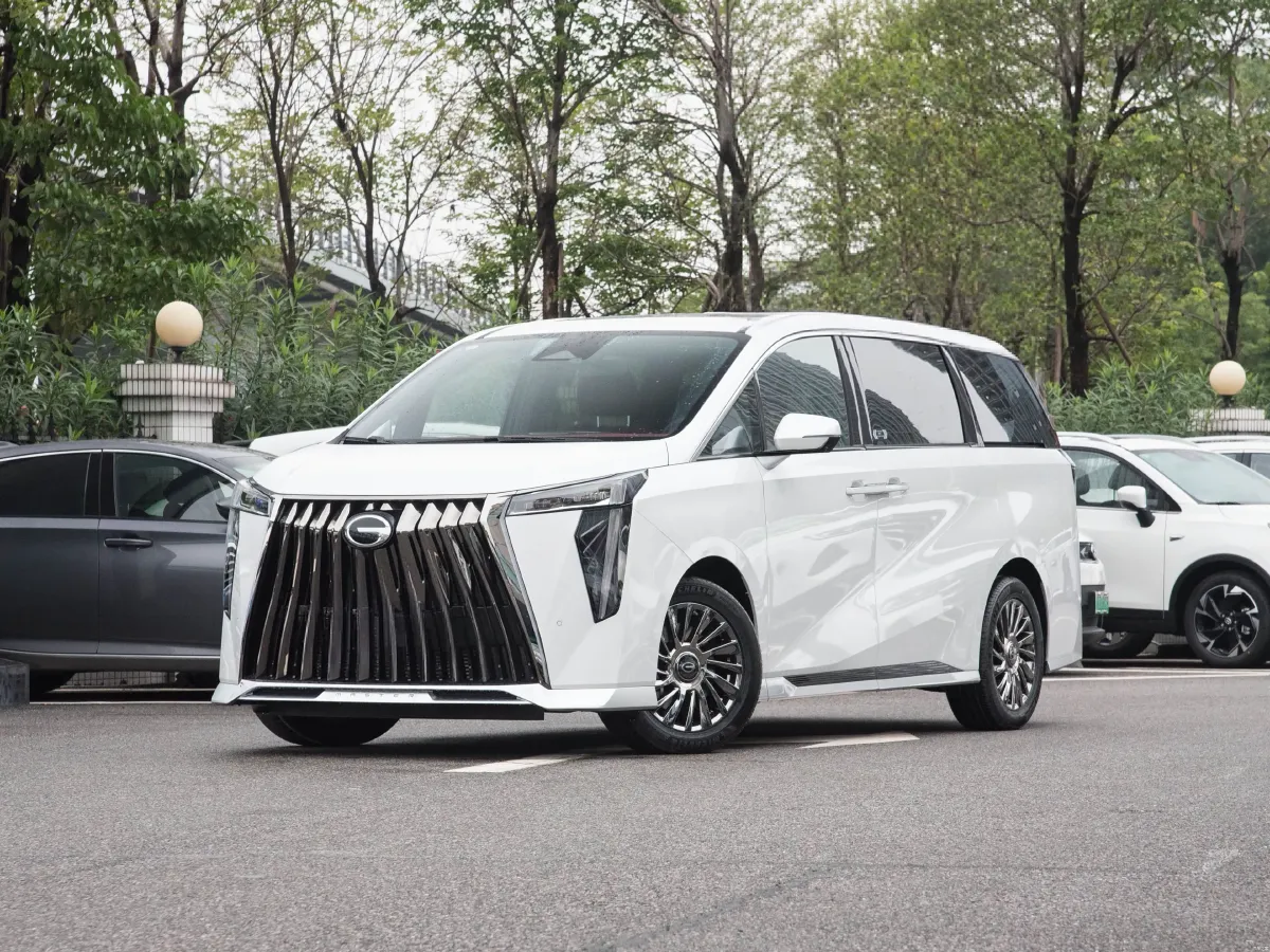 2023 GAC Trumpchi M8 2.0T 252HP L4 8AT,autocango,china used car exporter,china ev exporter,chinese used car exporter,chinese used ev exporter