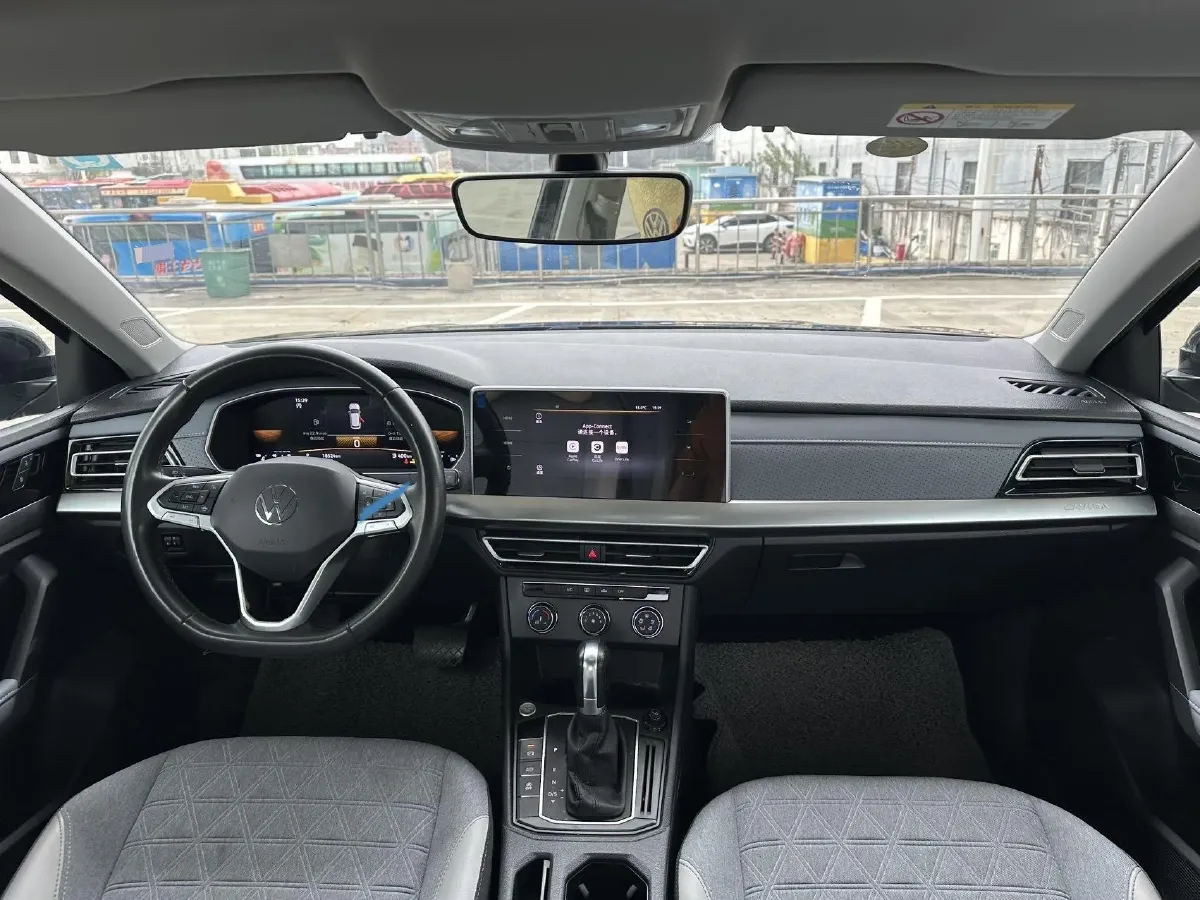 2023 Volkswagen Lavida 1.5L 113HP L4 6AT,autocango,china used car exporter,china ev exporter,chinese used car exporter,chinese used ev exporter