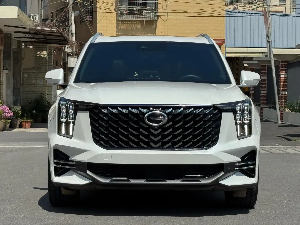 2022 GAC Trumpchi GS8 2.0T 252HP L4 8AT,autocango,china used car exporter,china ev exporter,chinese used car exporter,chinese used ev exporter