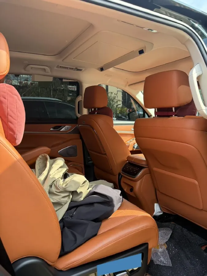 2025 WEY BlueMountain 1.5T 170HP L4 4DHT PHEV 44.5KWH,autocango,china used car exporter,china ev exporter,chinese used car exporter,chinese used ev exporter