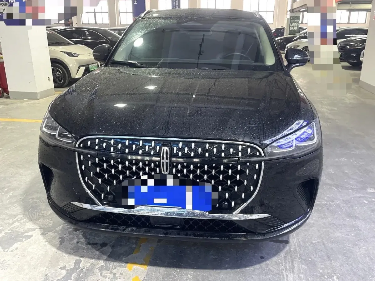 2023 Lincoln Corsair 2.0T 261HP L4 8AT,autocango,china used car exporter,china ev exporter,chinese used car exporter,chinese used ev exporter