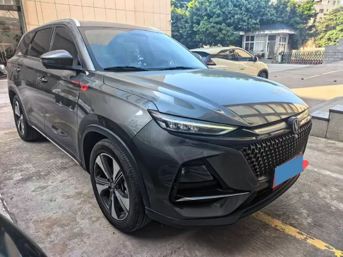 2024 ChangAn X7 PLUS 1.5T 188HP L4 7DCT,autocango,china used car exporter,china ev exporter,chinese used car exporter,chinese used ev exporter