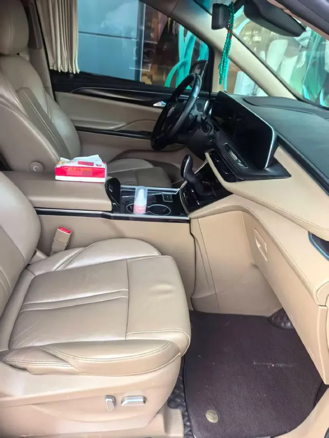 2020 Buick GL8 2.0T 237HP L4 9AT,autocango,china used car exporter,china ev exporter,chinese used car exporter,chinese used ev exporter