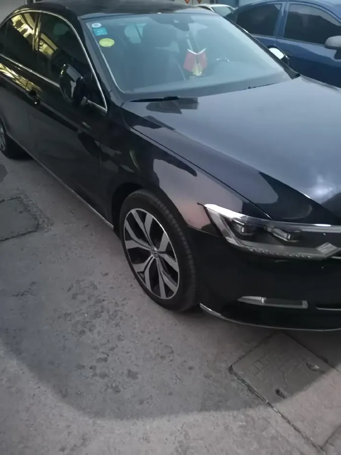 2018 Volkswagen Magotan 1.8T 180HP L4 7DCT,autocango,china used car exporter,china ev exporter,chinese used car exporter,chinese used ev exporter