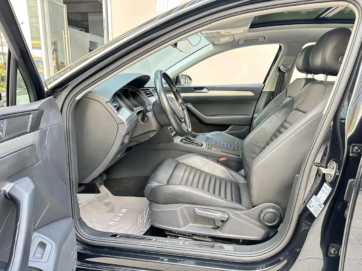 2018 Volkswagen Magotan 1.4T 150HP L4 7DCT,autocango,china used car exporter,china ev exporter,chinese used car exporter,chinese used ev exporter