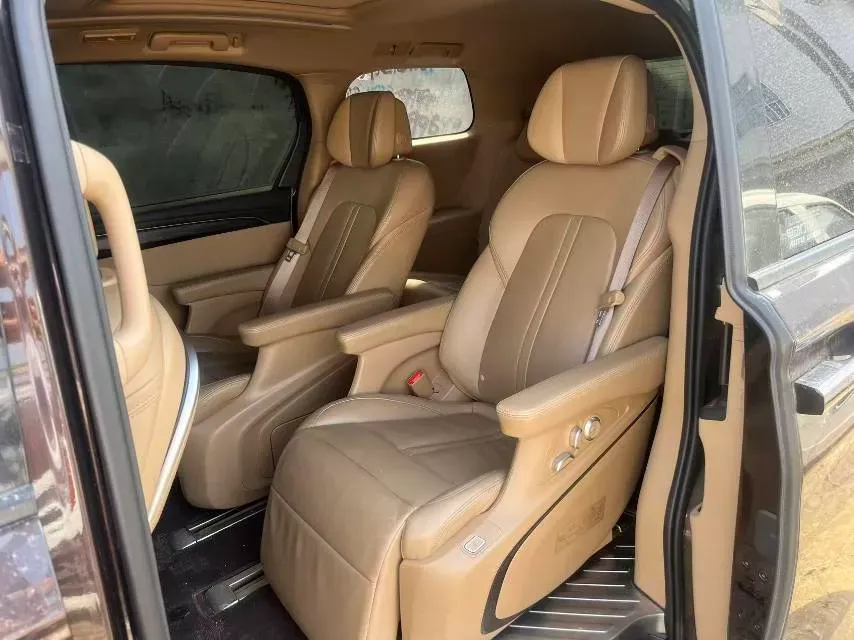 2021 Buick GL8 2.0T 237HP L4 9AT,autocango,china used car exporter,china ev exporter,chinese used car exporter,chinese used ev exporter