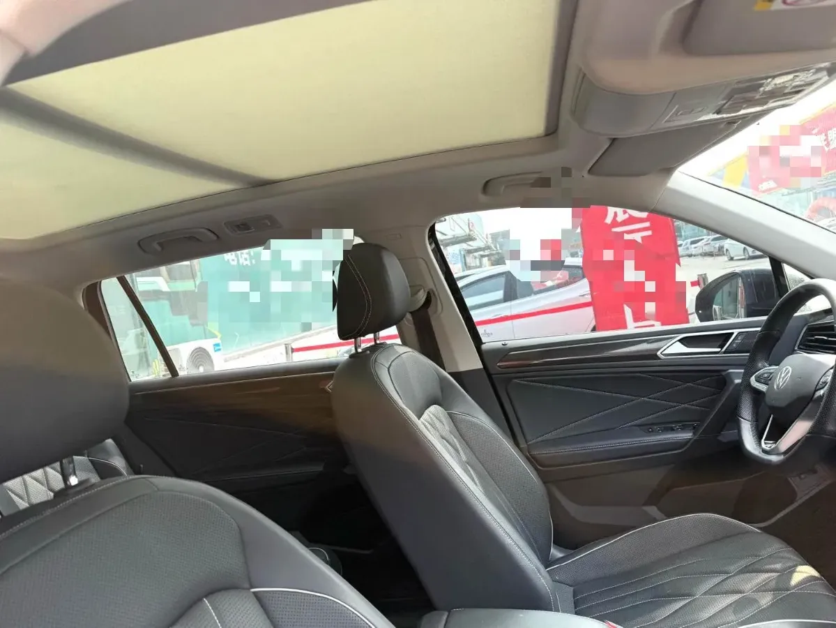 2023 Volkswagen Tiguan L 1.5T 160HP L4 7DCT,autocango,china used car exporter,china ev exporter,chinese used car exporter,chinese used ev exporter