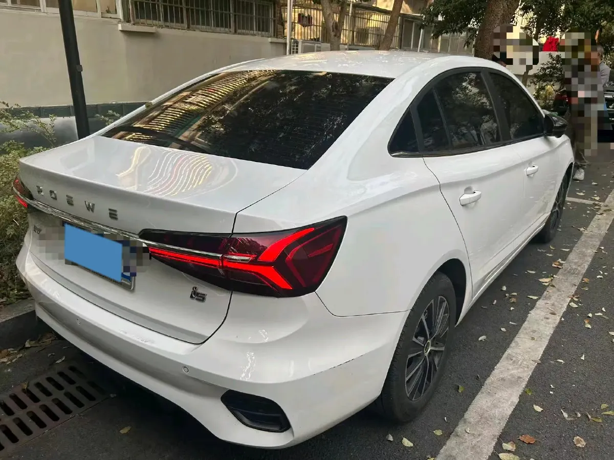 2021 Roewe i5 1.5L 120HP L4 CVT,autocango,china used car exporter,china ev exporter,chinese used car exporter,chinese used ev exporter