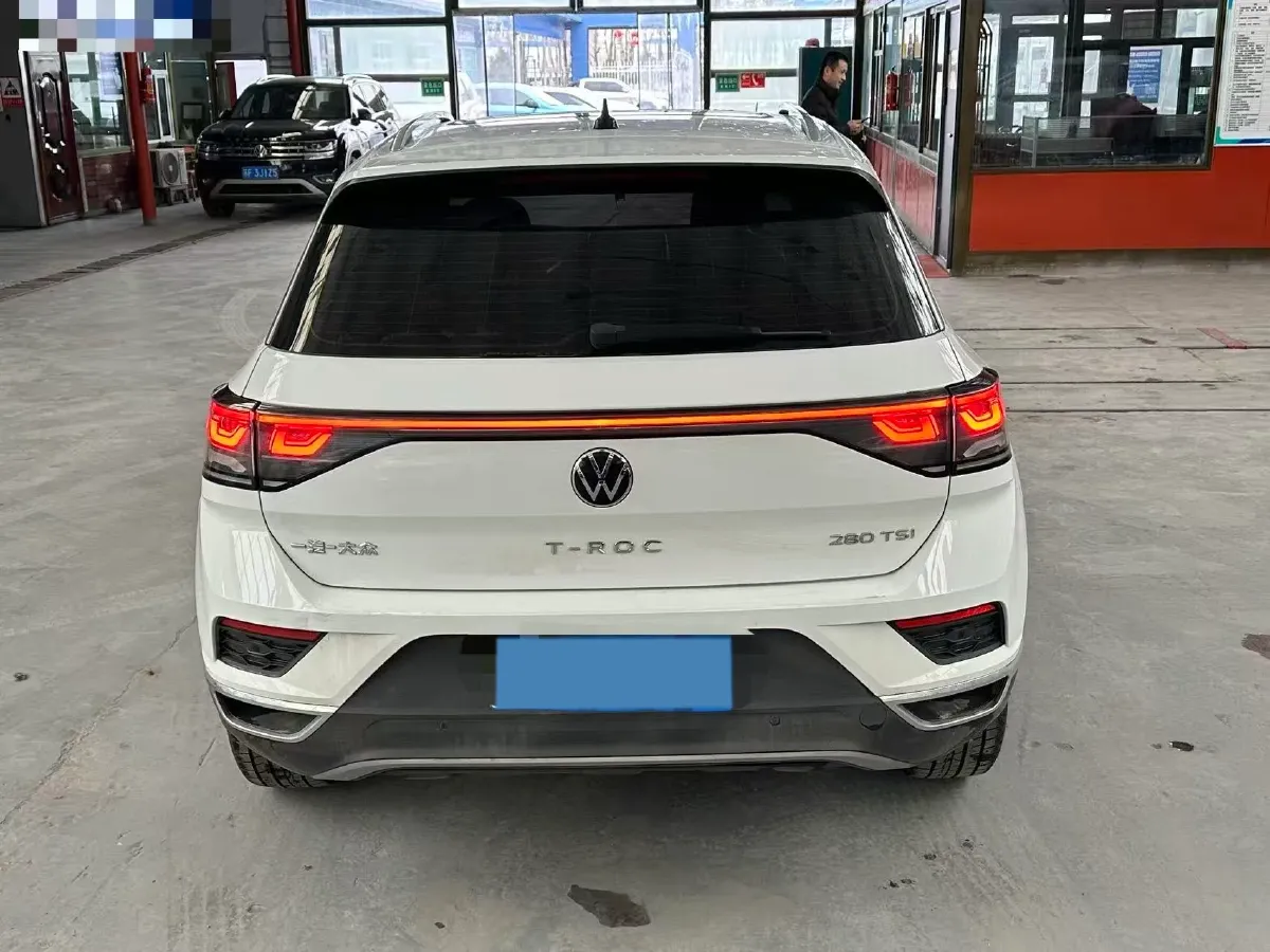 2023 Volkswagen T-Roc 1.4T 150HP L4 7DCT,autocango,china used car exporter,china ev exporter,chinese used car exporter,chinese used ev exporter