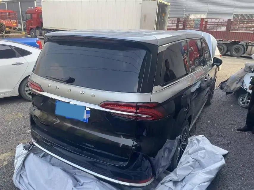 2021 Roewe iMAX8 2.0T 234HP L4 8AT,autocango,china used car exporter,china ev exporter,chinese used car exporter,chinese used ev exporter