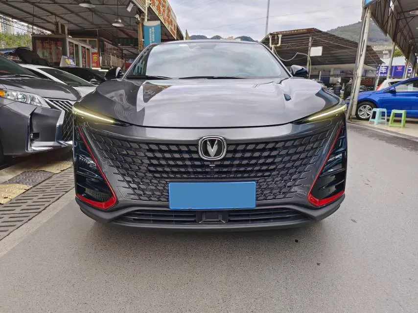 2020 ChangAn UNI-T 1.5T 180HP L4 7DCT,autocango,china used car exporter,china ev exporter,chinese used car exporter,chinese used ev exporter