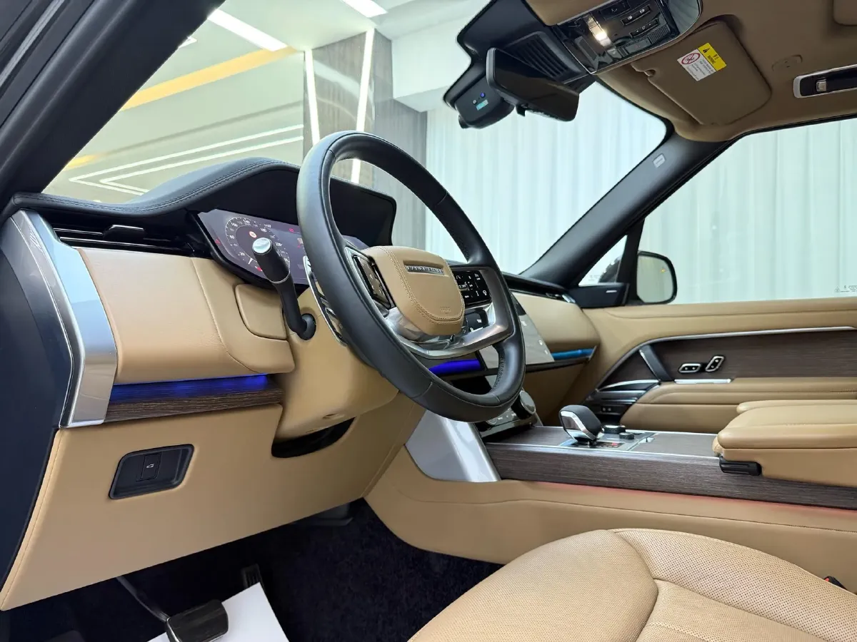 2024 Land Rover Range Rover 3.0T 360HP L6 8AT,autocango,china used car exporter,china ev exporter,chinese used car exporter,chinese used ev exporter