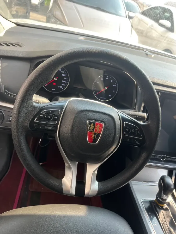 2020 Roewe i6 1.6L 125HP L4 CVT,autocango,china used car exporter,china ev exporter,chinese used car exporter,chinese used ev exporter