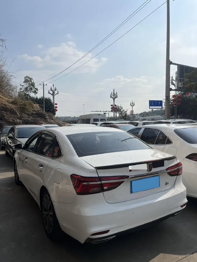 2020 Roewe i6 1.6L 125HP L4 CVT,autocango,china used car exporter,china ev exporter,chinese used car exporter,chinese used ev exporter